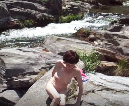 BY THE RIVER IN MOUNTAIN