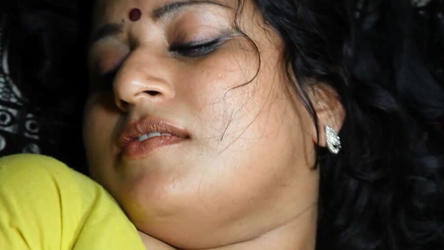 Assai mutham tharuvaya