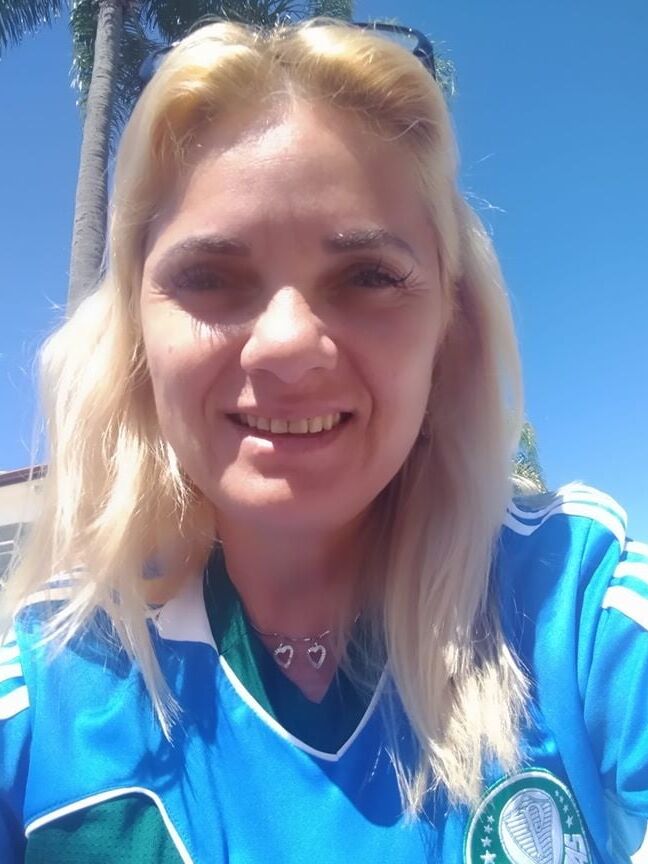 Hot cumshot with Renata Gilf
