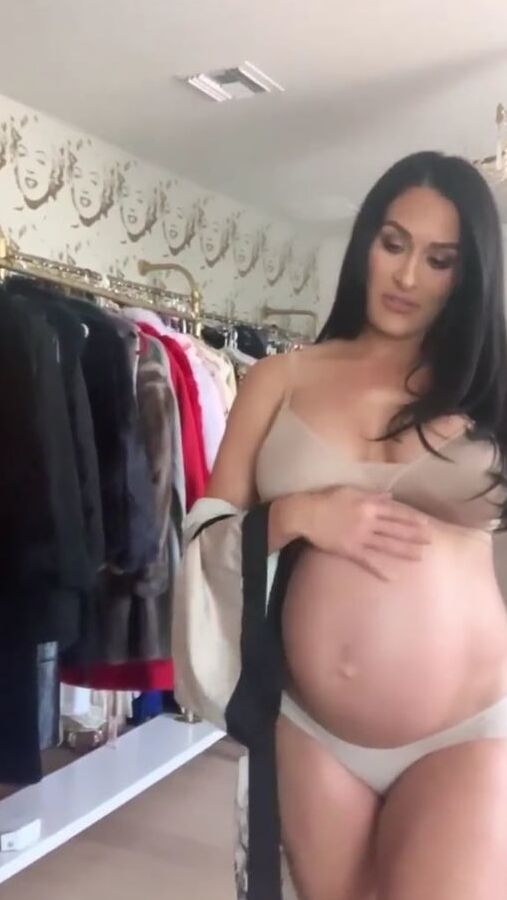 Nikki Bella