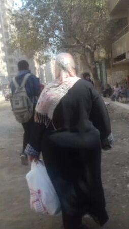 Egyptian mom