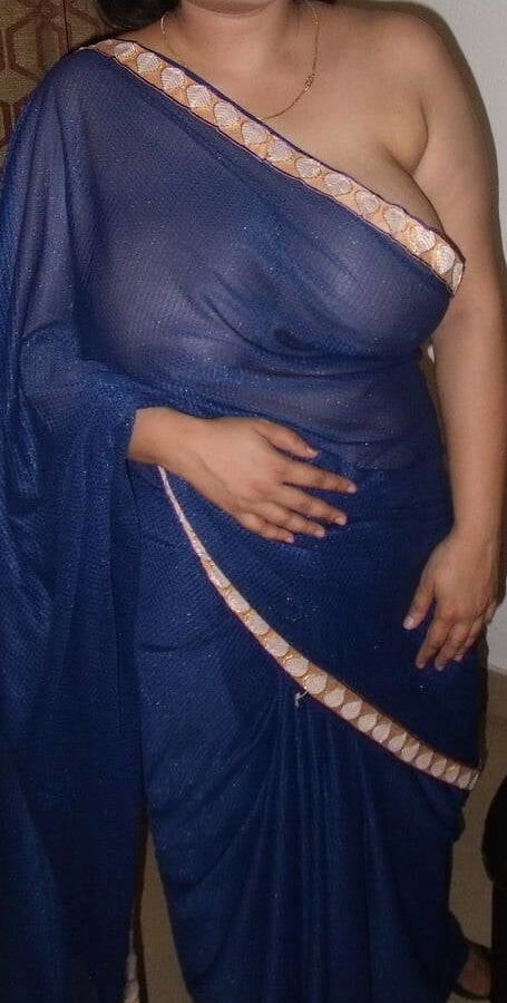 HOT BIG BOOBSWALI BHABHI