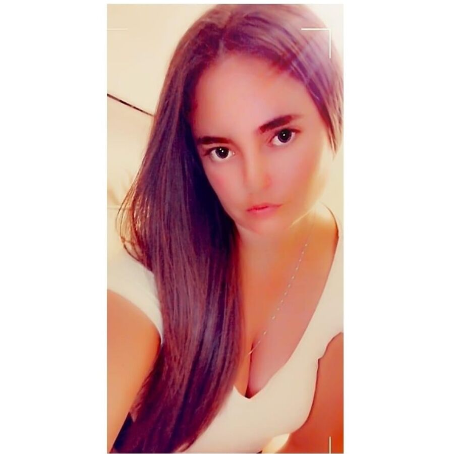 Holly MK