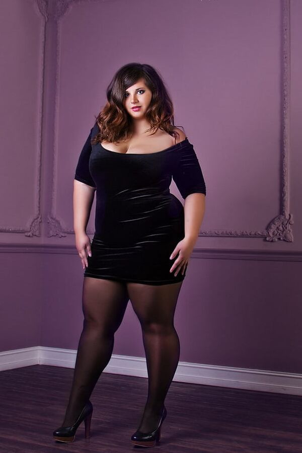 Russian BBW Model