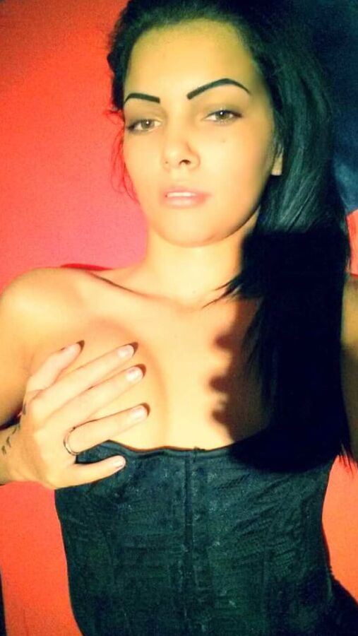 Brunette with small boobs shows