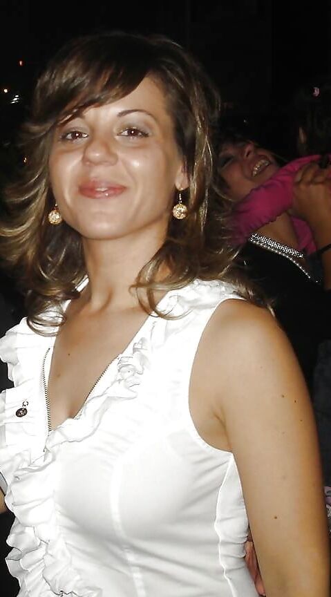 blonde milf from greece top huge