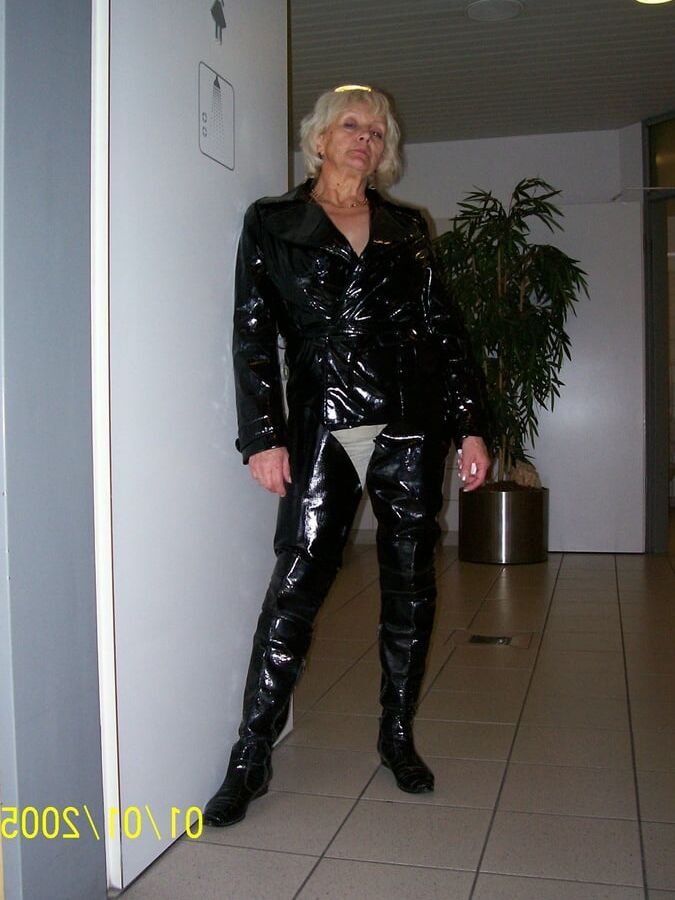 Mature Milf-leather-latex Opload By Karina-Claus