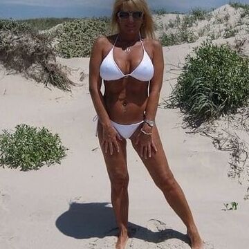 mature no nude