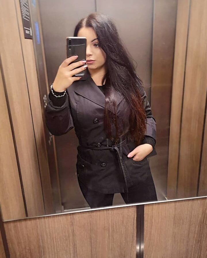 Ania hot polish curvy