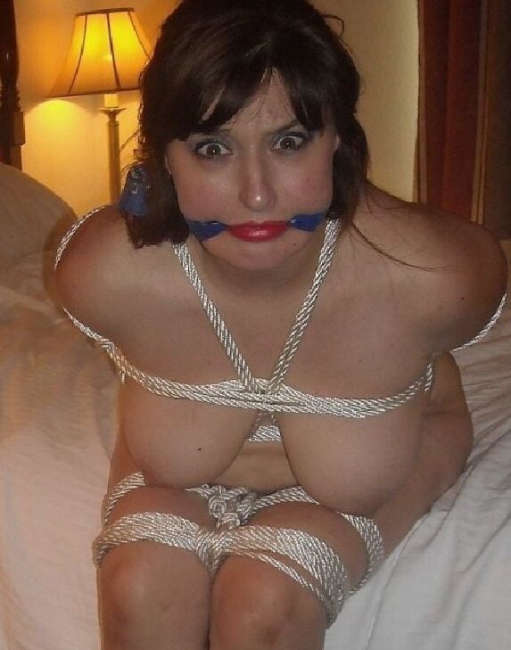 MATURE SEXSLAVES