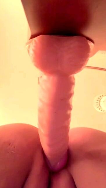 Prova del dildo usato acquistato su eBay nel