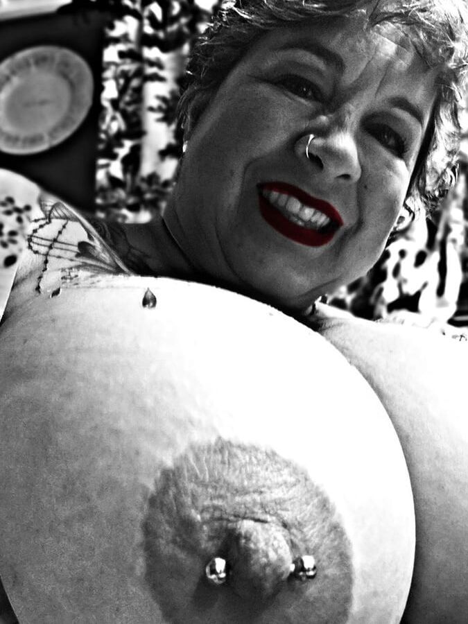 jumper big titts big nipples
