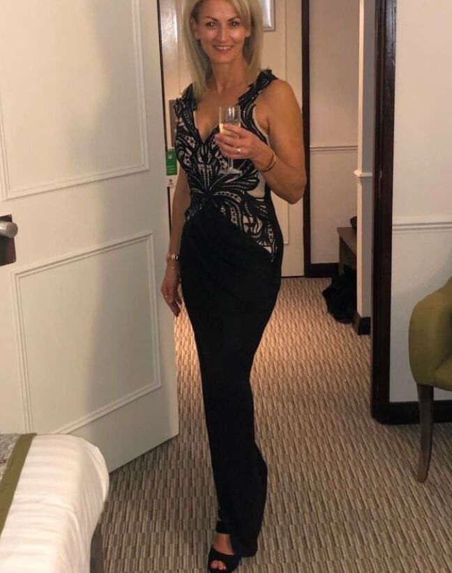 Sexy British tinder milf