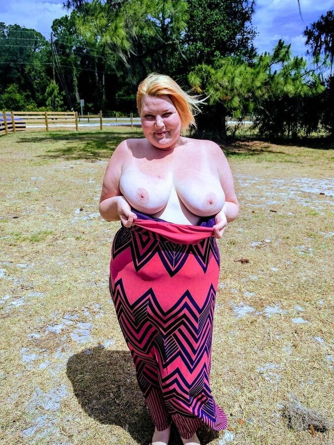Bbw mix (Outdoors)