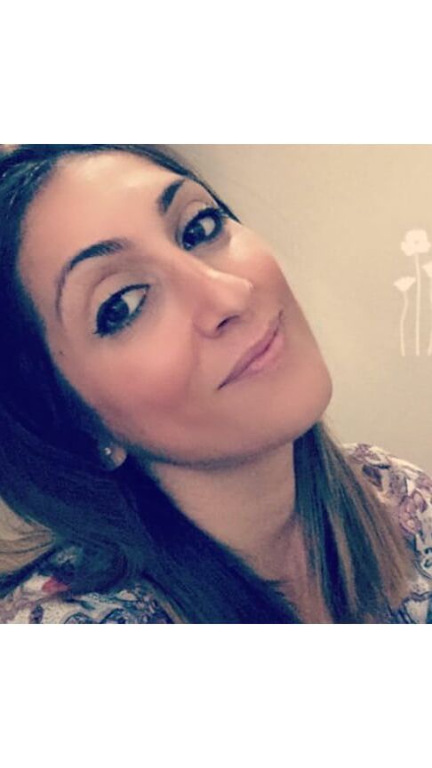Une MILF Turque (A Turkish MILF)