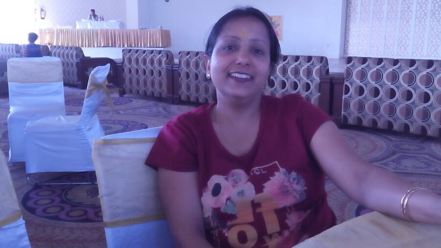 SHWETA I WHORE FROM SRI LANKA