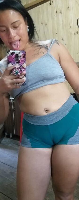 Brasileira Catiane Santos Camel toe
