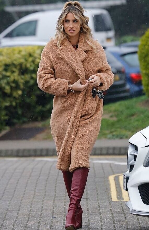 Female Celebrity - Fearne McCann