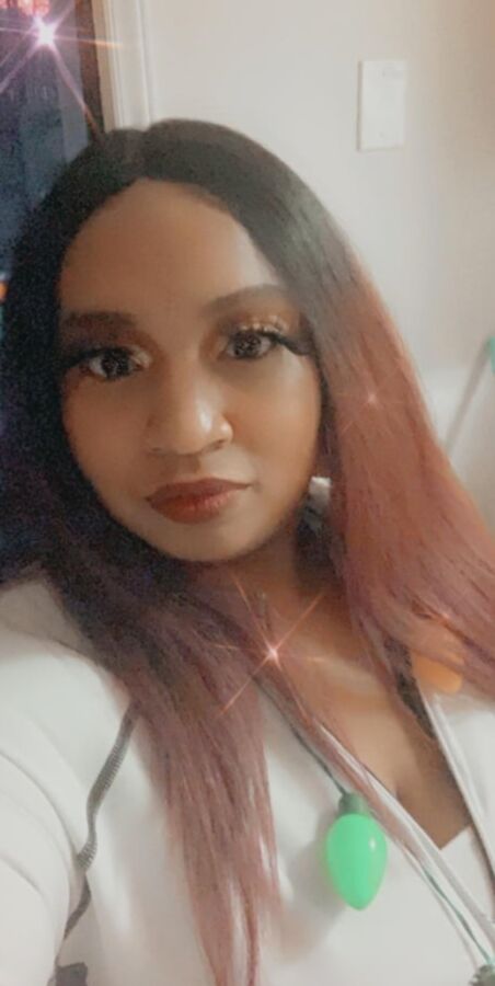 Sexy and Black mature milf