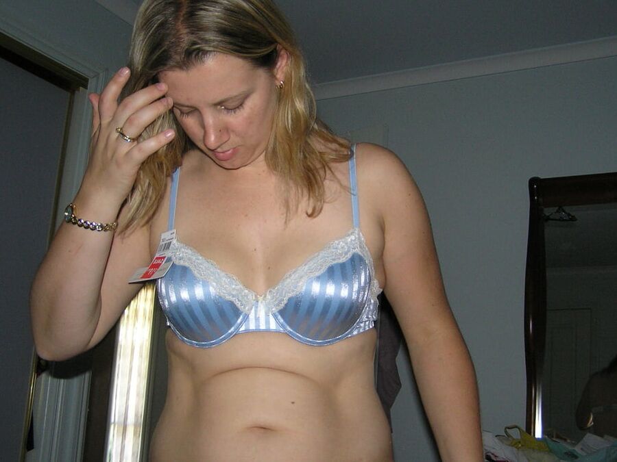 Nice slut From Aussie