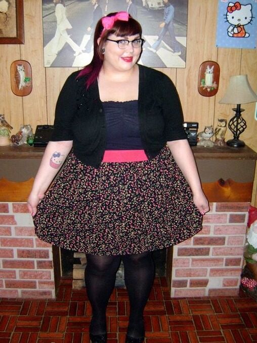 BBWs and fat girls wearing ballet flat shoes