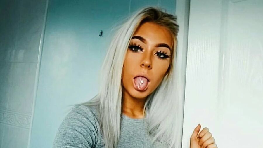 Tongues Out - vol