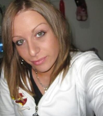 Aurelie Sweet french beauty