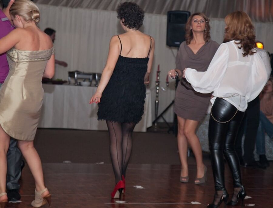 Dance sexy!