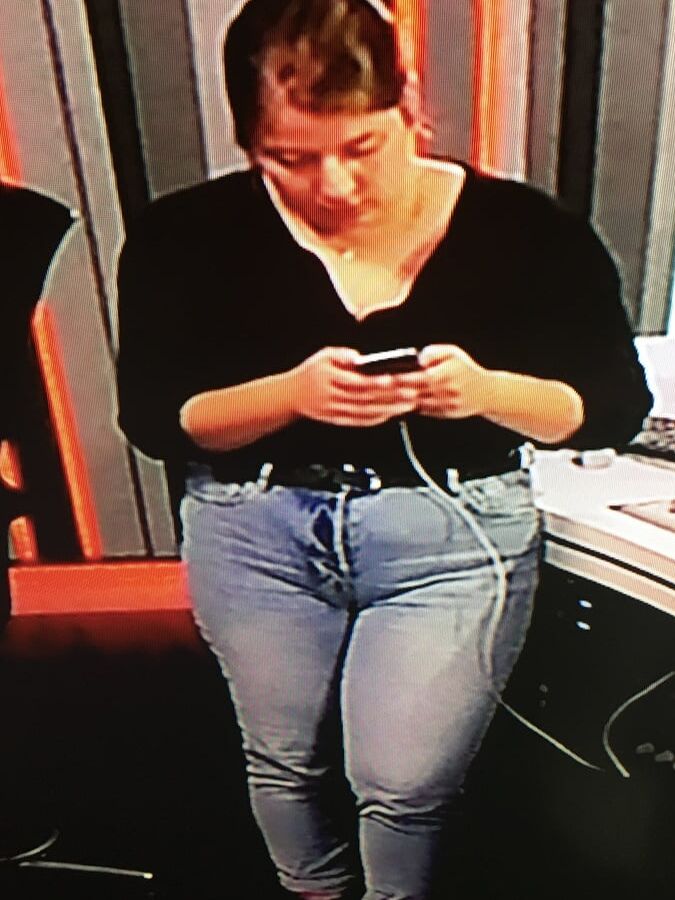 Sarah Qmusic vj Belgium