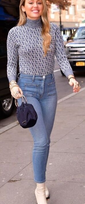 MILEY CYRUS PICTURES