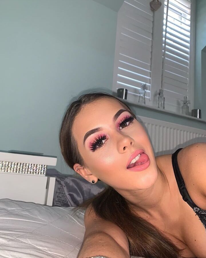 Tongues Out - vol