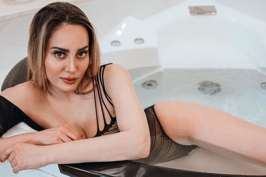 insta_paulina Instagram bitch