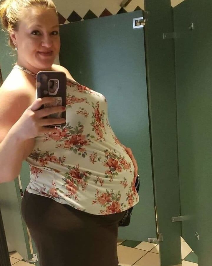 Fabulous and beautiful chubby with a huge exquisite butt