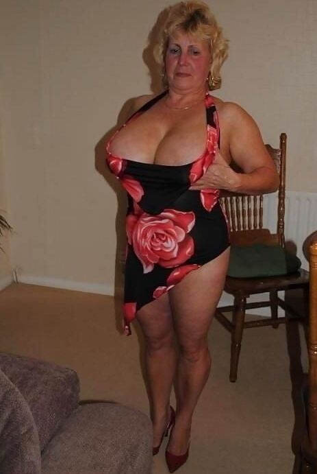 Women That Dress Like Sluts outside
