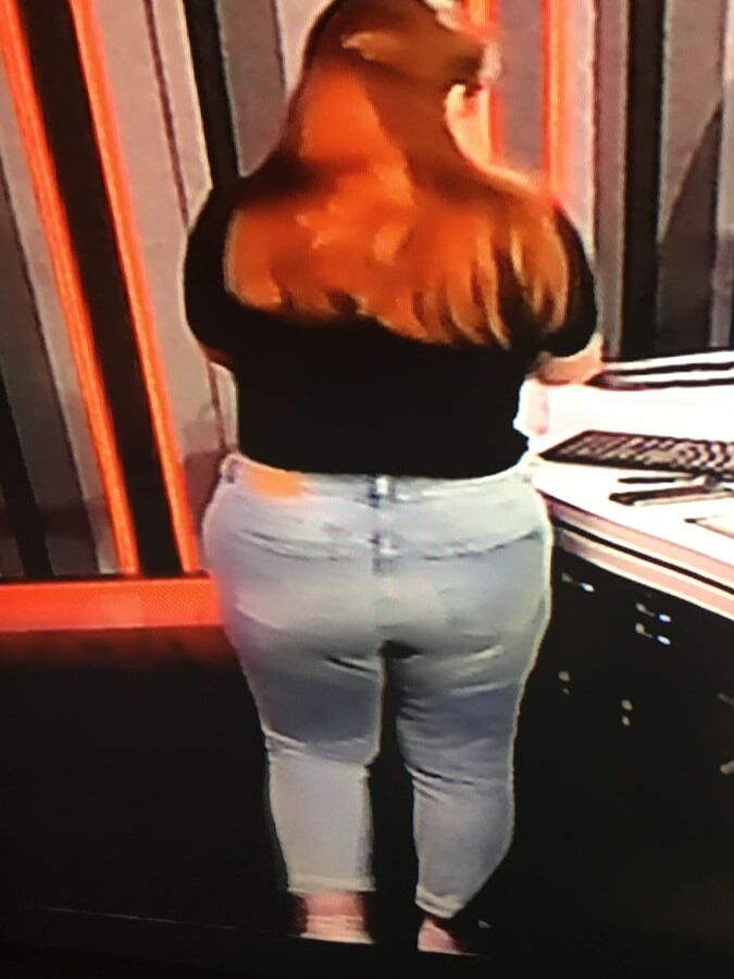 Sarah Qmusic vj Belgium
