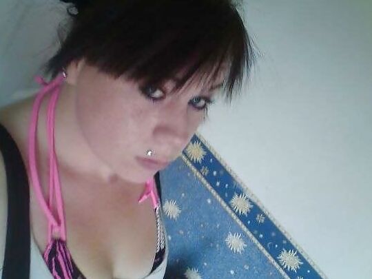 Perfect Chav Slag Gemma