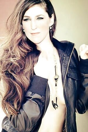 mayim bailik