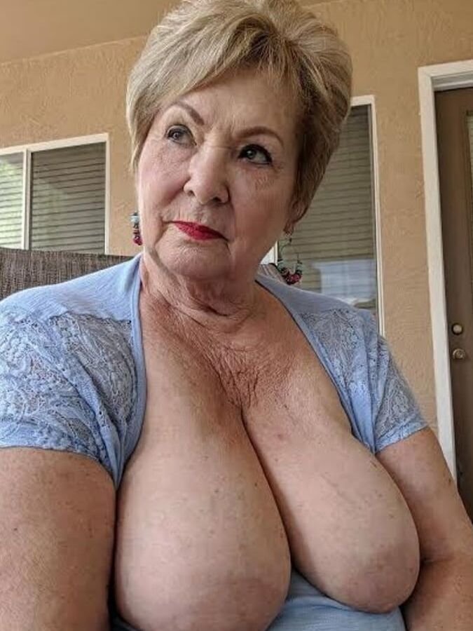 Bbw mix (Granny)