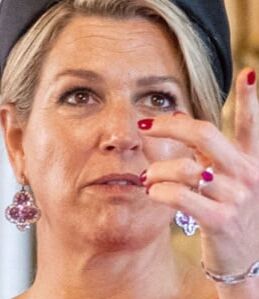 GROSSE DINDE REINE MAXIMA DES PAYS BAS