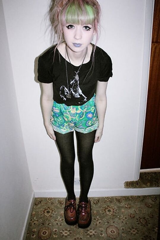 Anorexic GF in Tights