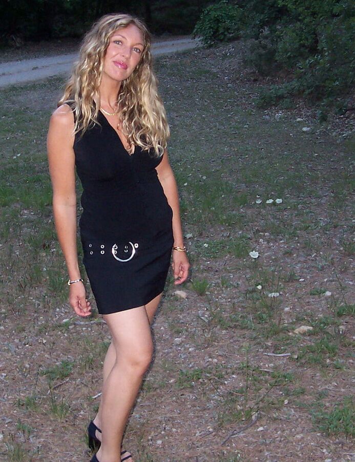 Mature Nathalie