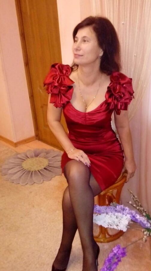 Lady in red