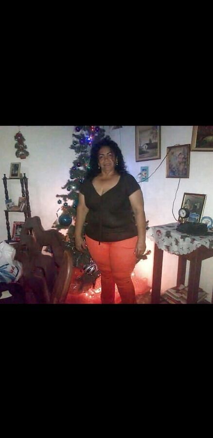 Margarita mi esposa Nalgona Calderona