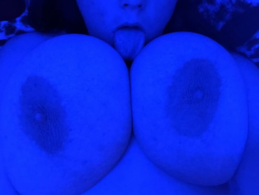 Huge White Tits vol.