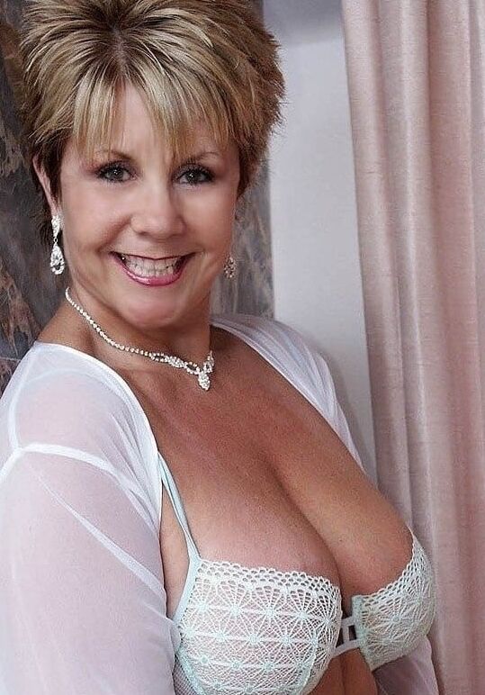 The Bra Is The Star