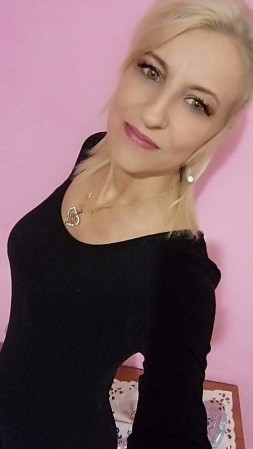 hot blonde mature