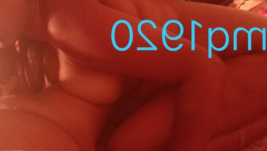 Voluptuous Indian wife
