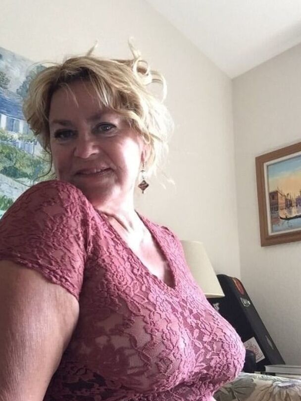 Older and hot (Brafree)