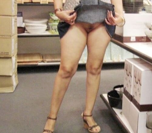 pics of women flashing for me