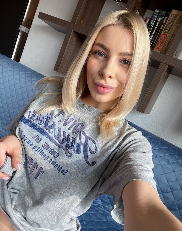 Eva Lott